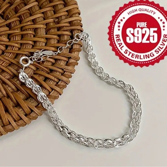 925 Sterling Silver Phoenix Style Bracelet for Women with Reass Clasp NWT - Picture 6 of 6